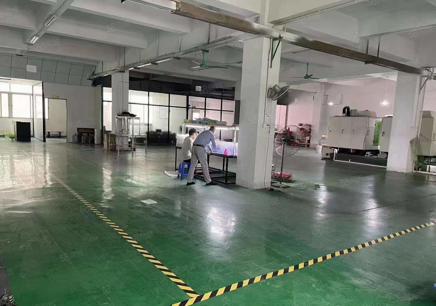 长安新安大桥附近新出二楼850平，水电齐全，地坪漆，办公室