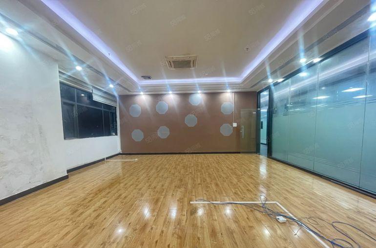 长安乌沙原房东精装修2000平厂房出租 可整租可分租