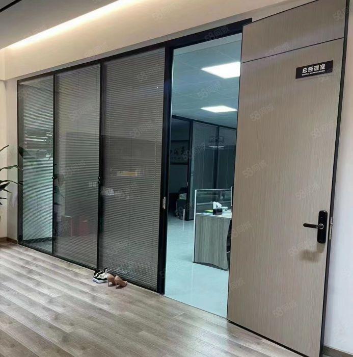 现成装修！长安楼上700平方厂房低价出租，现成办公室可分租