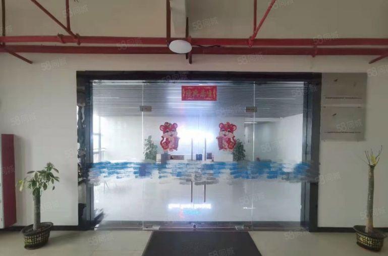 长安靠近深圳空出2400平米厂房出租，豪华装修