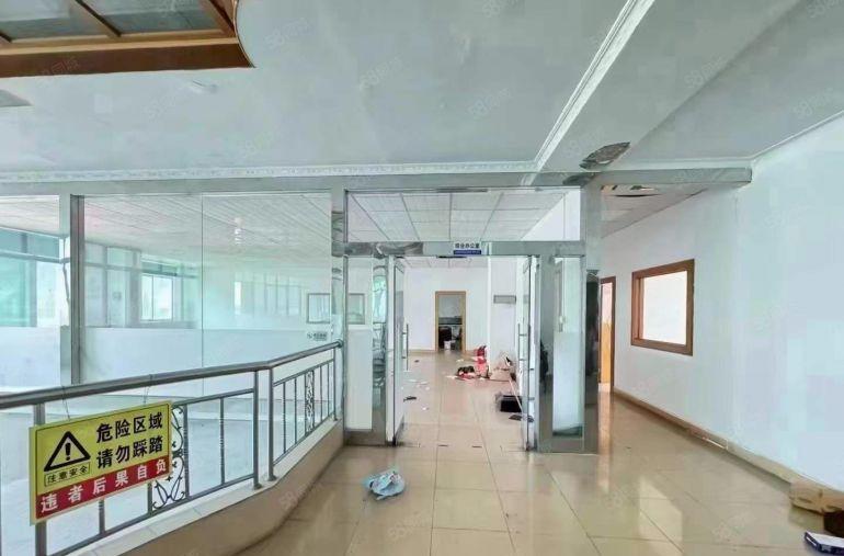 经典独栋！长安大润发旁新出3层1600平现成装修厂房出租