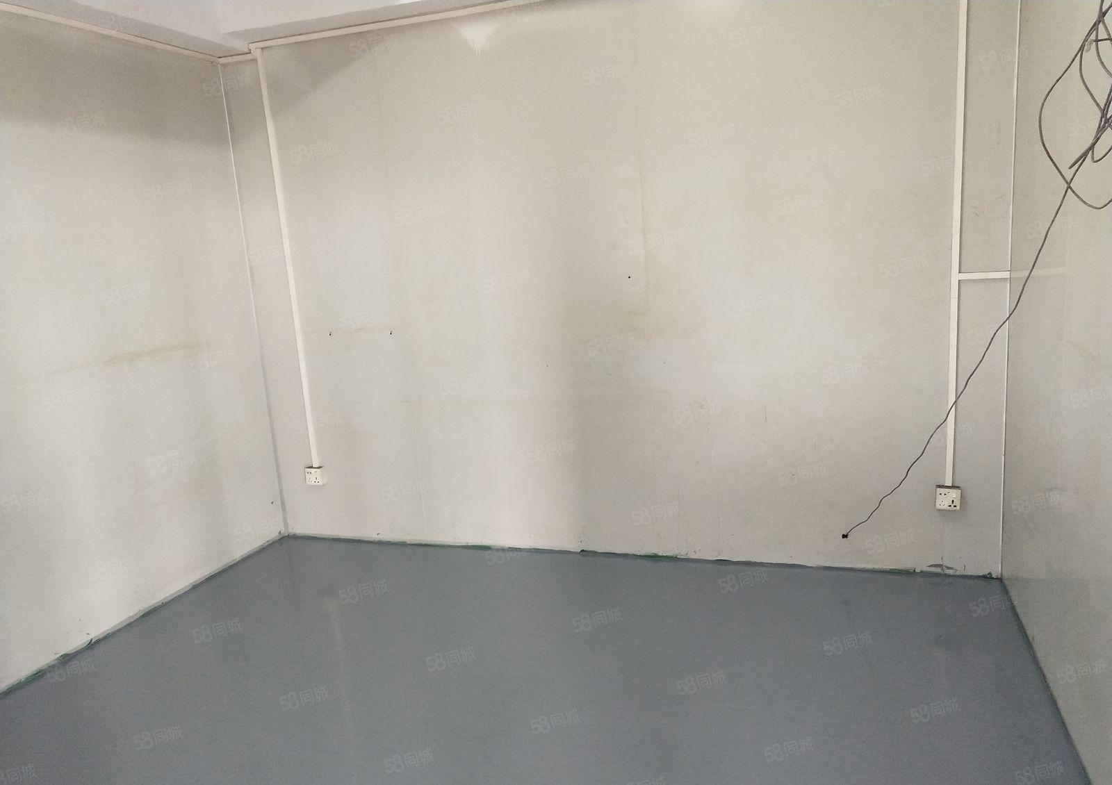 长安特价霄边4楼290平小面积适合加工行业！