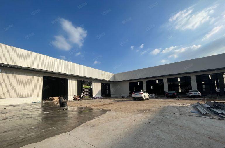 长安镇乌沙原房东全新重工业钢构独门独院厂房低价分租，超大空地