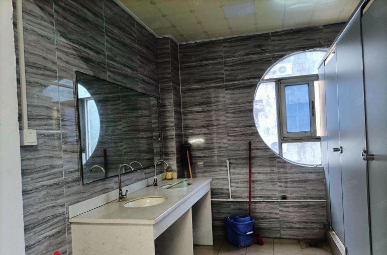 长安省道边经典小独院厂房2层宿舍2200平方。水电过户