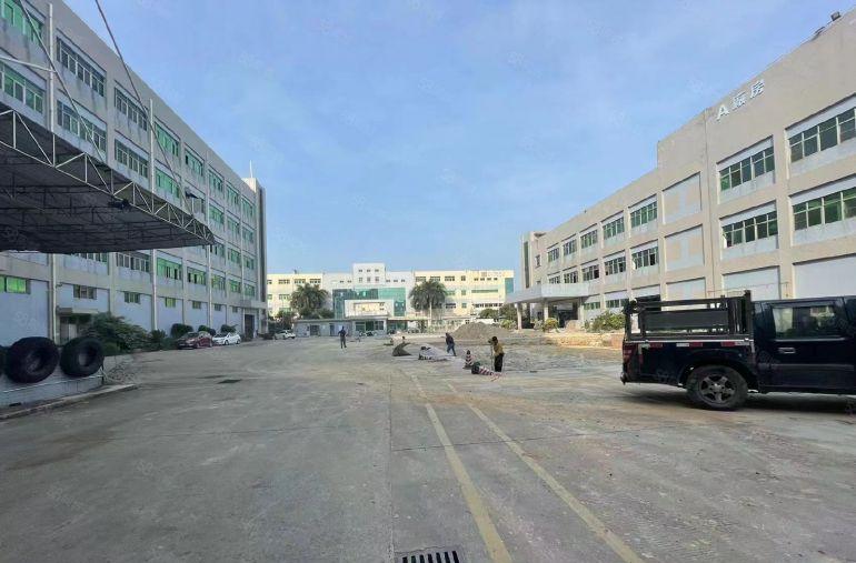 宵边一楼2360平低价出租，园区空地大可进大车可办环评