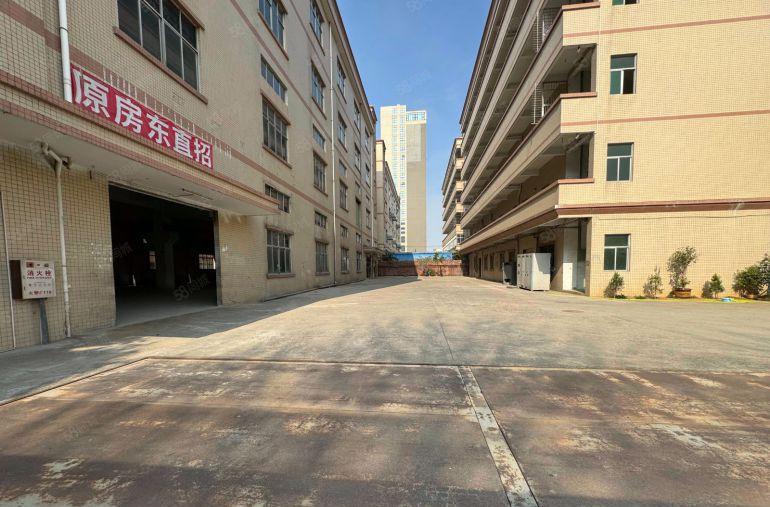 长安原房东独门独院厂房出租，形象好靠近深圳，工业用地可办环评