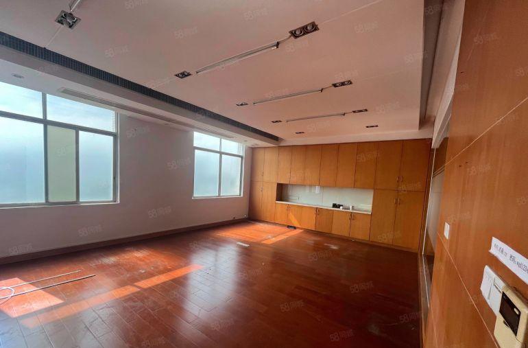 常平新出原房东独院厂房带豪华装修出租适合电商工艺品