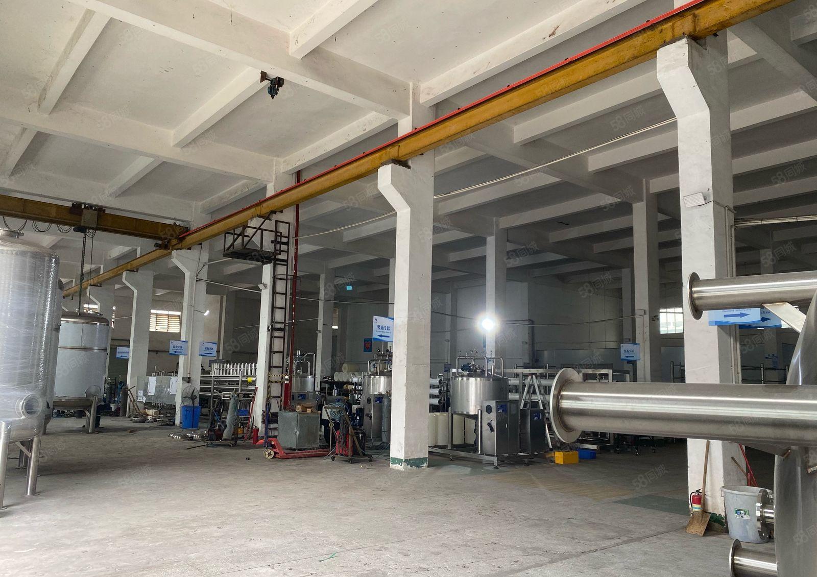 常平苏坑天然气两层楼房8000平方，一楼高8米带牛角