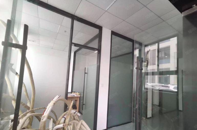 常平卢屋重工业标准一楼楼上1500平带装修低价重工业厂房出租