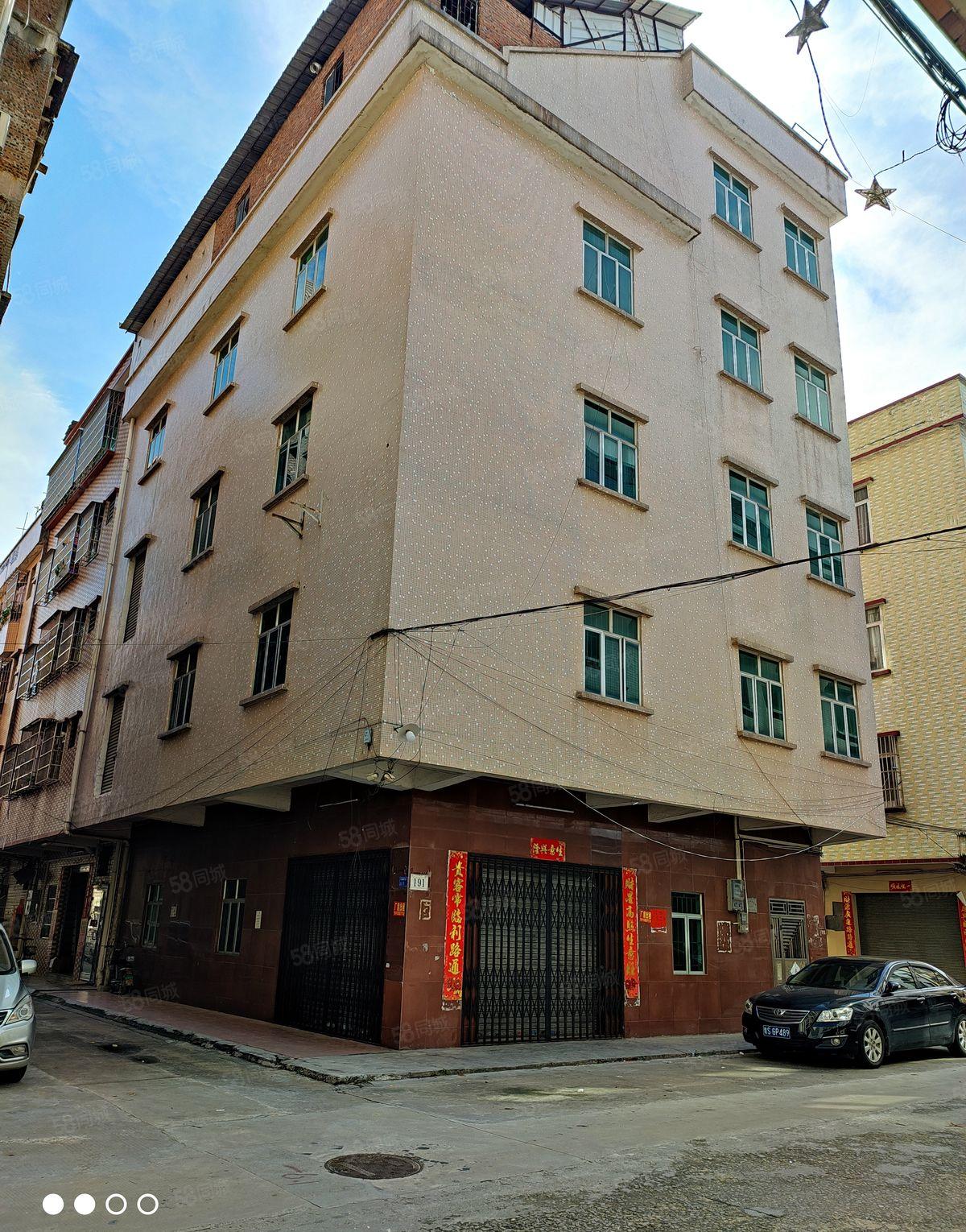 厂房出租 三楼200平方 可进拖头 元江元厂房 水电齐全