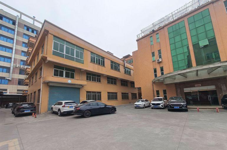 15元常平独栋两层7.5米高带牛角精装修1500平方厂房出租