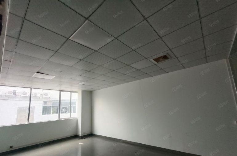 低价8元常平工业区2楼标准厂房带精装修出租3吨货梯，可分租