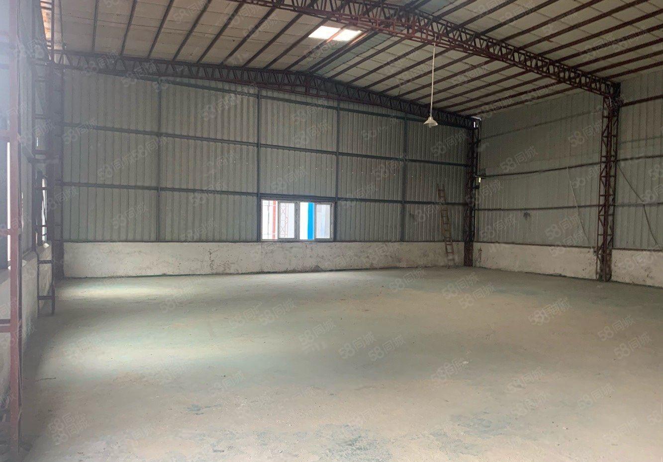 常平原房东单一层钢构750平出租，水电到车间。