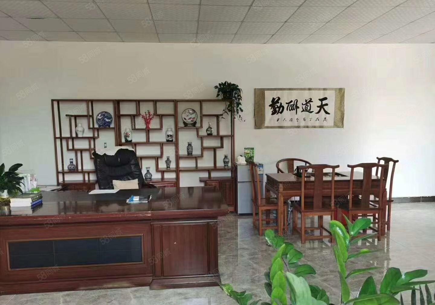 常平原房东单一层700平方，空地大进出车方便，水电线路齐全