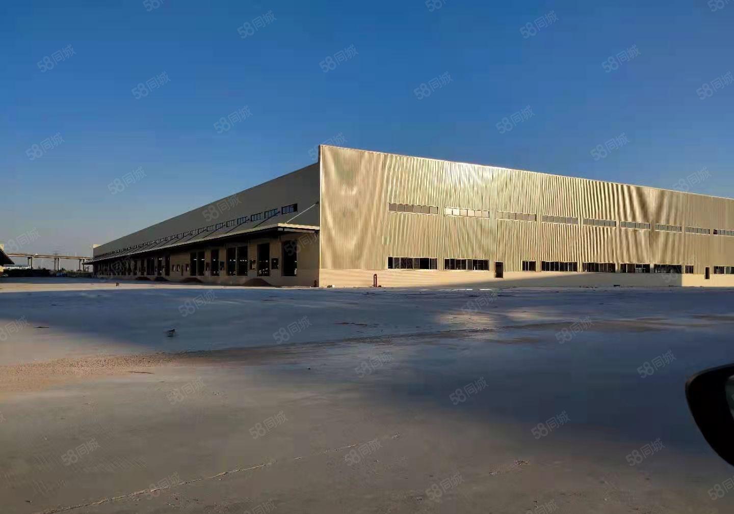 可分租！东莞是常平镇工业区单一层厂房出租，滴水九米，超大空地