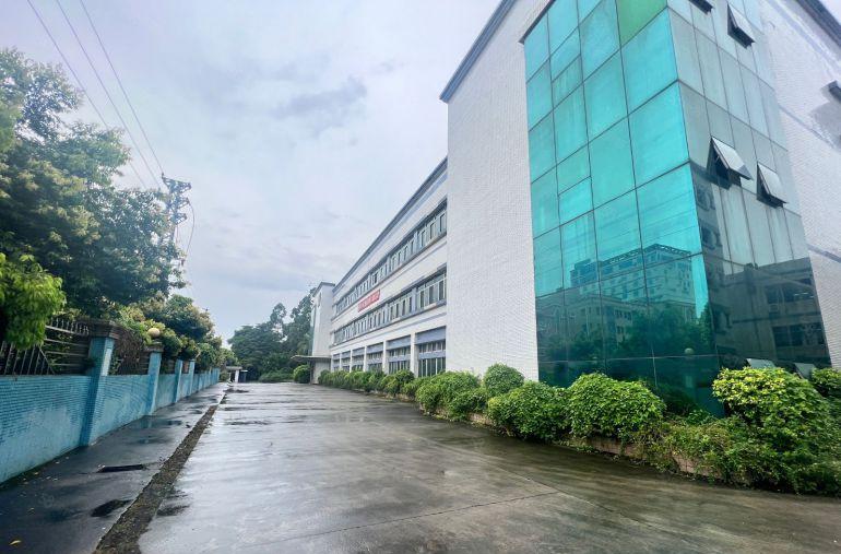 常平厂房出租 香港厂退租 超大空地水电过户原房东独门独院