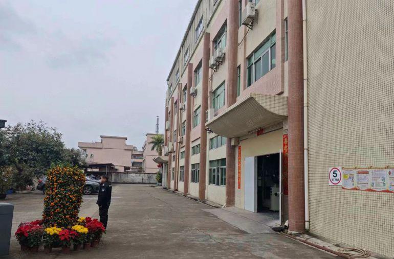 常平镇松柏塘工业园区一手房东精装修独院厂房出租