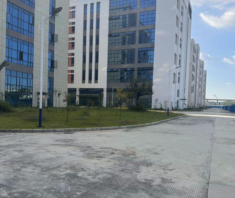 常平全新厂房可以分租，价格美丽！