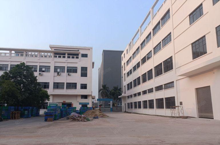 常平镇原房东标准一楼1500平方厂房出租，价格便宜，空地超大