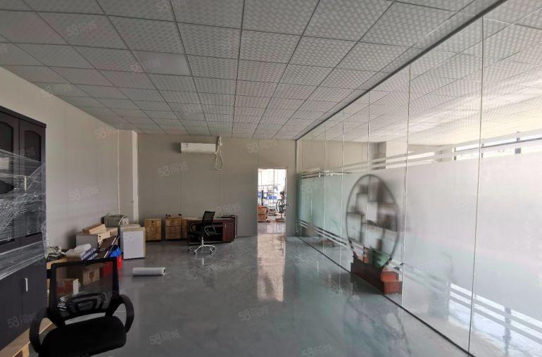 常平本地阿叔楼上精装厂房1300平水电到位全新地坪漆价格便宜