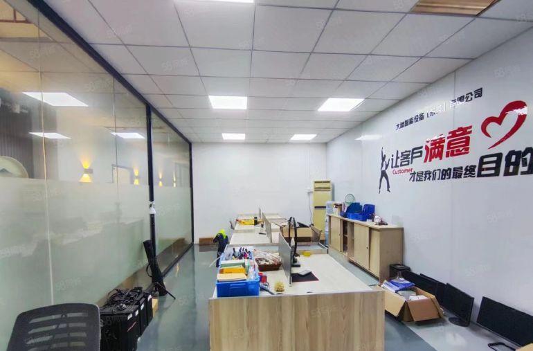 楼上精装修10块1500平方常平东坑，水电现成，拎包生产