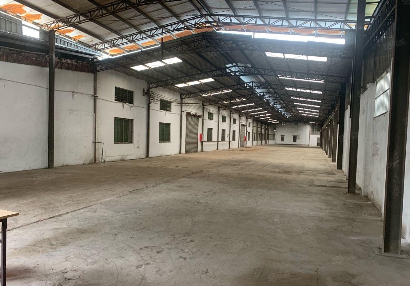 常平镇高速口新出钢构厂房，厂房内部好架行车，300平方起租