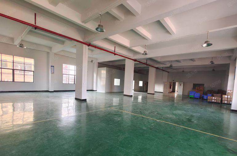 常平镇原房东标准二楼1000平方厂房出租，形象超好，价格便宜