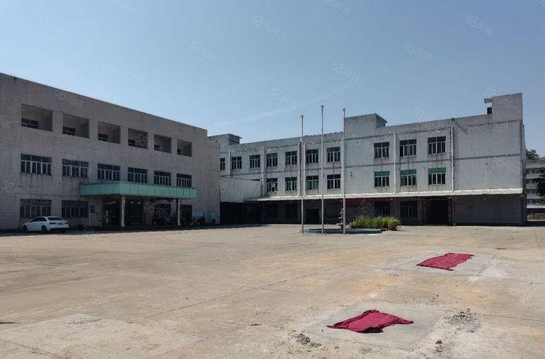 靠黄江厂房原房东独院适合喷油喷粉1至3层空地大现场装修