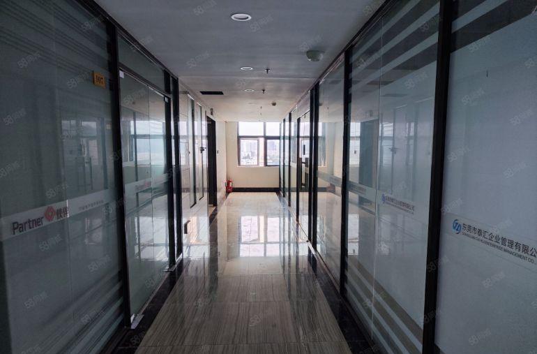 常平新出办公场所，精装修相当于写字楼，在园区里面价格很便宜。