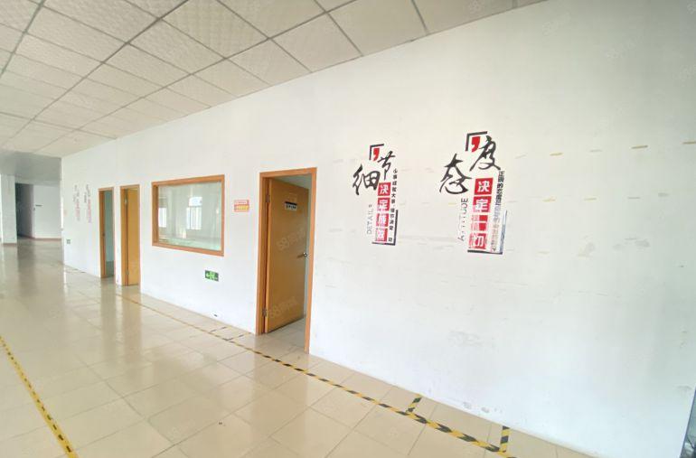 常平   原房东  楼上 现成装修   适合电子电商五金组等