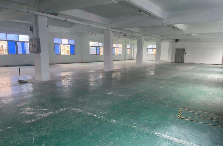 常平镇原房东标准二楼1000平方厂房出租，形象超好，价格便宜