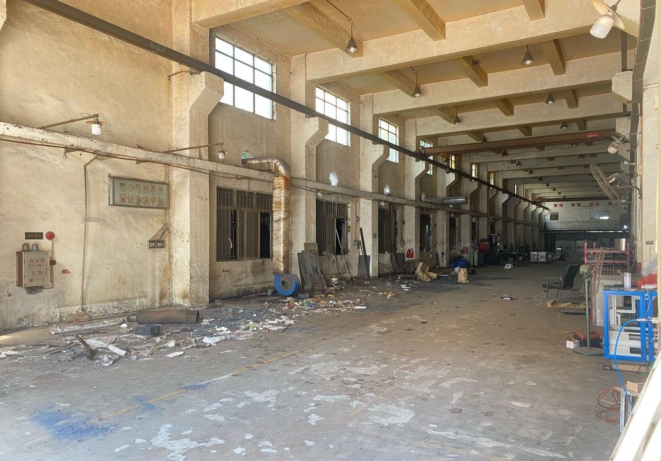 形象好常平新出单一层低价厂房出租带航车可做设备五金仓库空地大