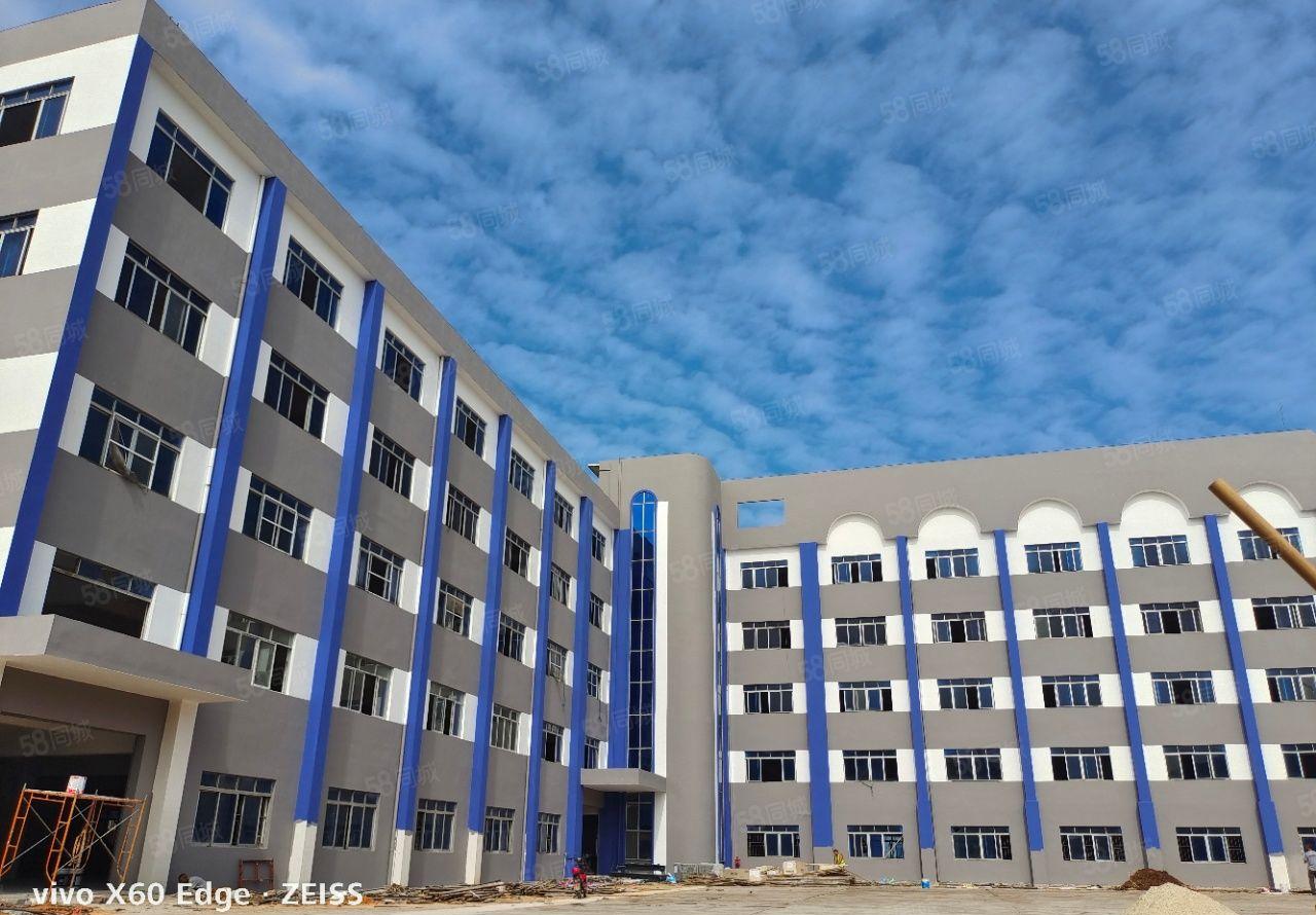 常平新出全新标准独院厂房26000平米水电齐全欢迎来电详询。