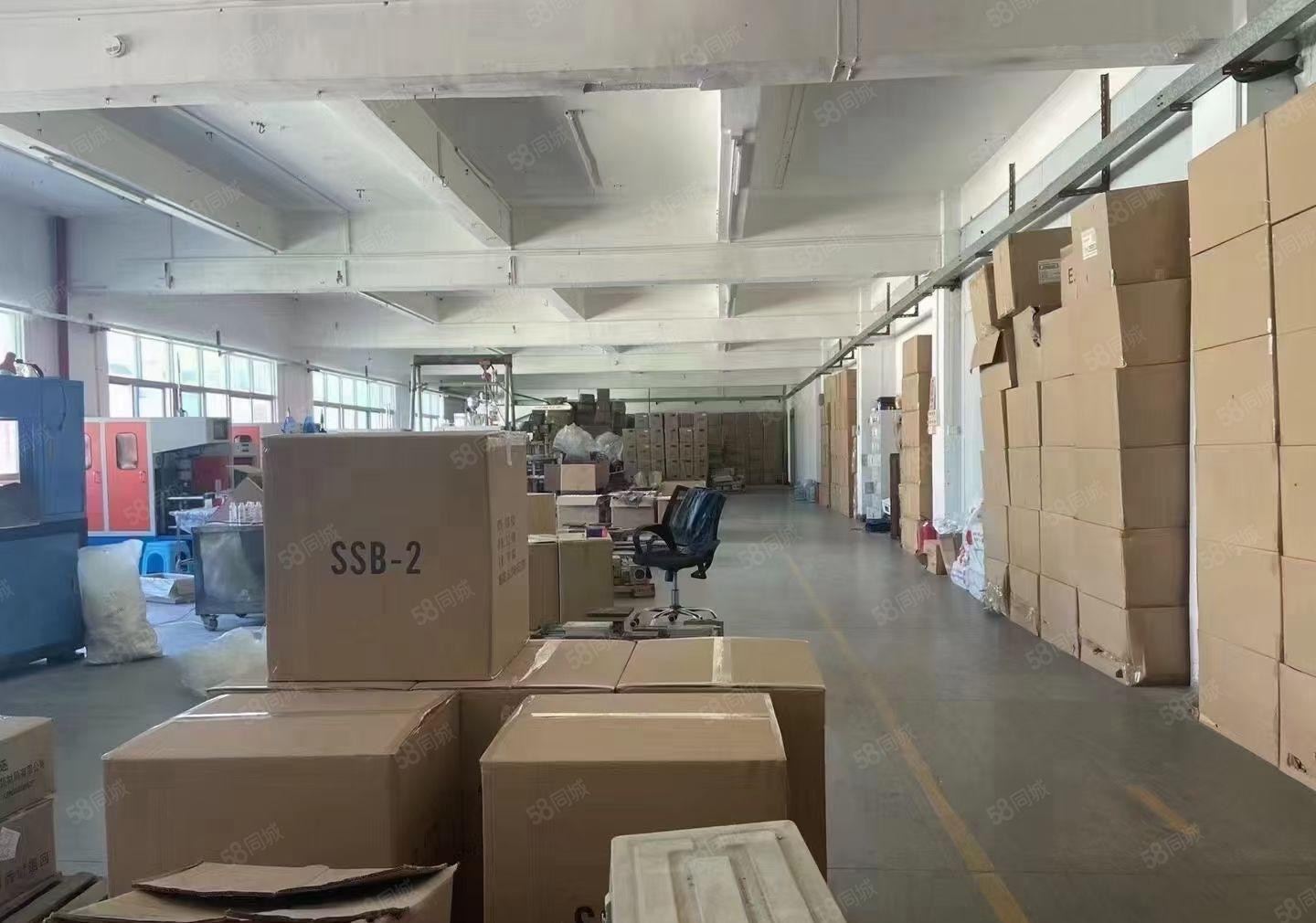 常平苏坑工业园新出标准厂房二楼1550平米，现成水电办公室