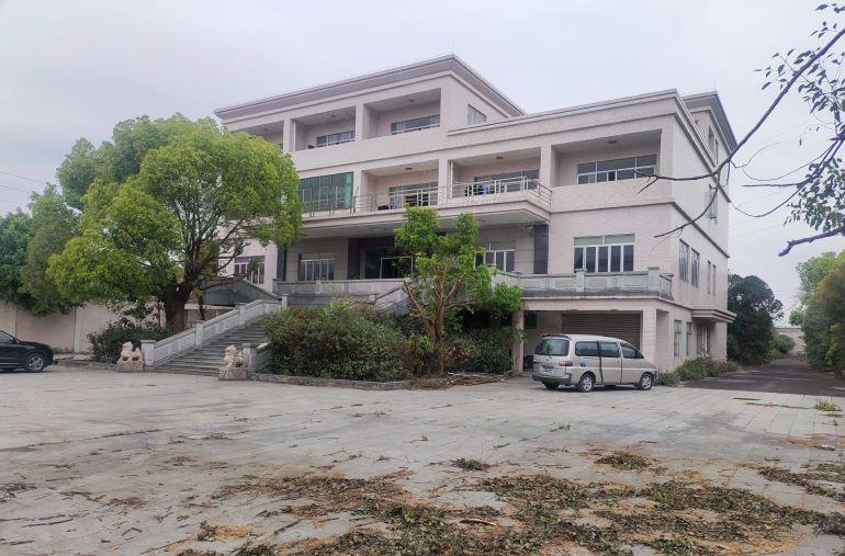 12米！高标库单一层独院厂房，门口空地6500平方。