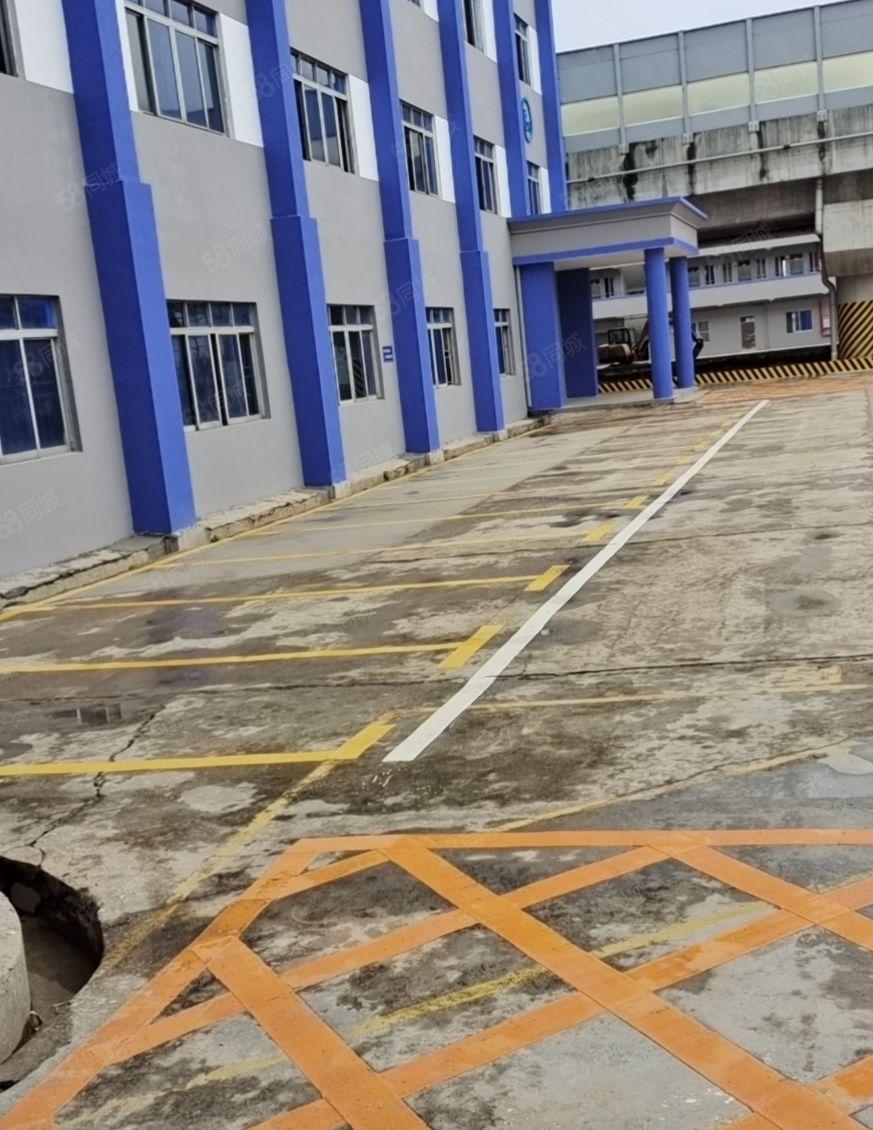 东莞常平白石岗高端厂房推荐，交通便利配套齐全好招工