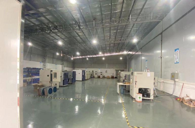 常平工业区新空小面积单一层厂房650平出租，有办公全新地坪漆