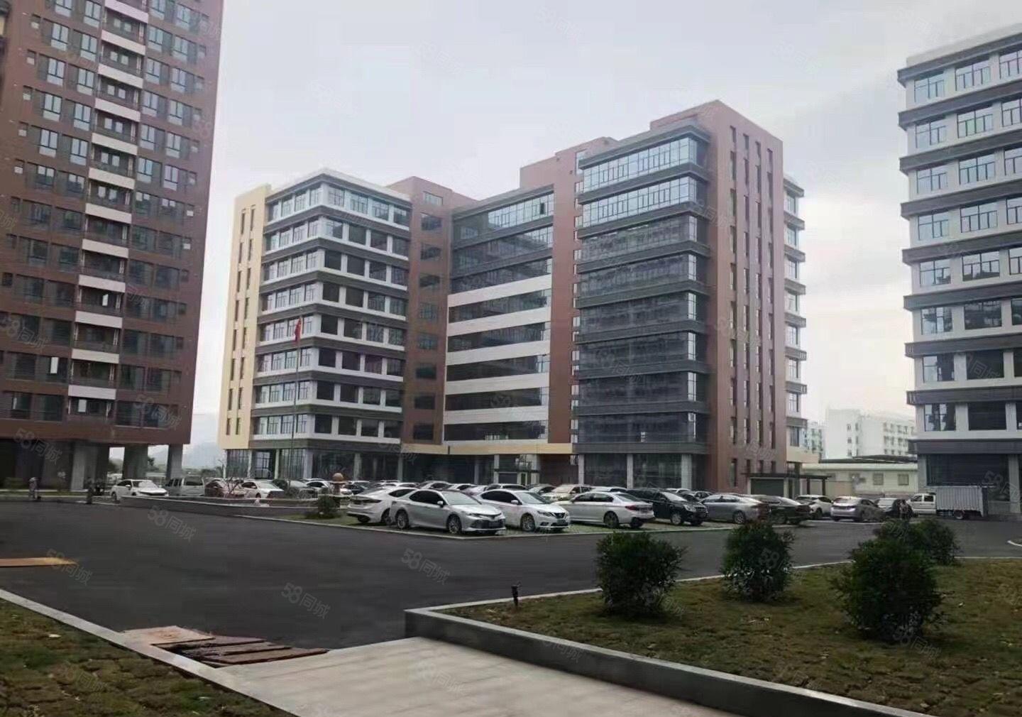 大小分租原房东国有证，玻璃外墙独院厂房12万平方，水电齐全