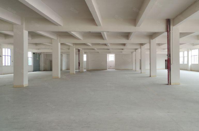 常平镇原房东标准二楼2100平方厂房出租，水电齐全，交通便利