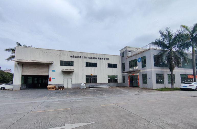 常平原房东单一层钢构独院2480平，带独栋办公楼，高度8米