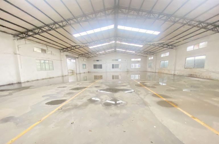 常平 原房东  独院  适合门窗 玻璃铝材五金家具等等