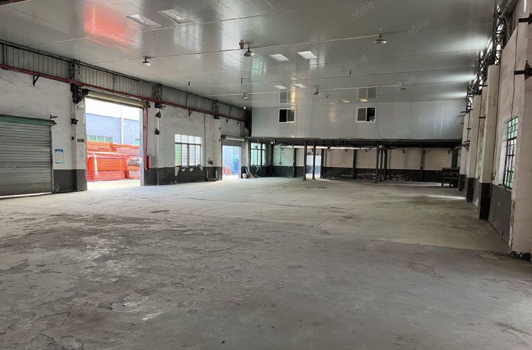 常平土塘砖墙到顶单一层厂房出租，滴水7米，报价16