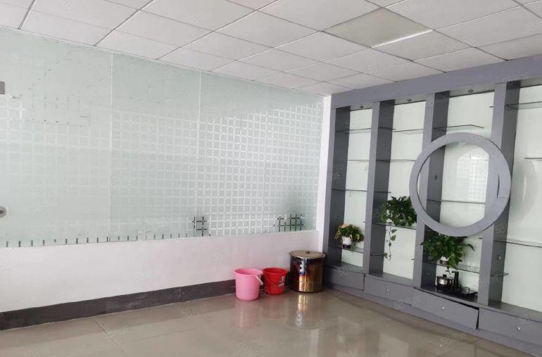 常平上坑标准小独院厂房出租环境好带装修5000平空地大易招工