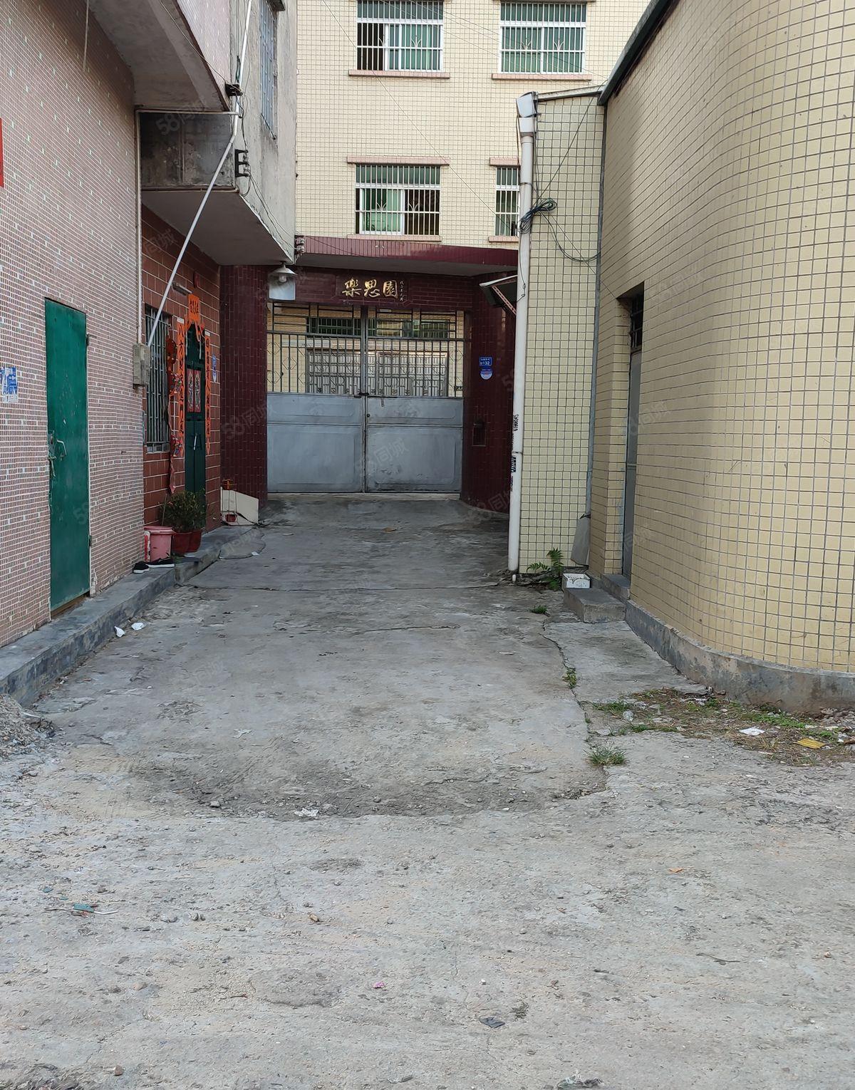 厂房出租 330平方 5.5一平 袁山贝厂房出租  带停车位