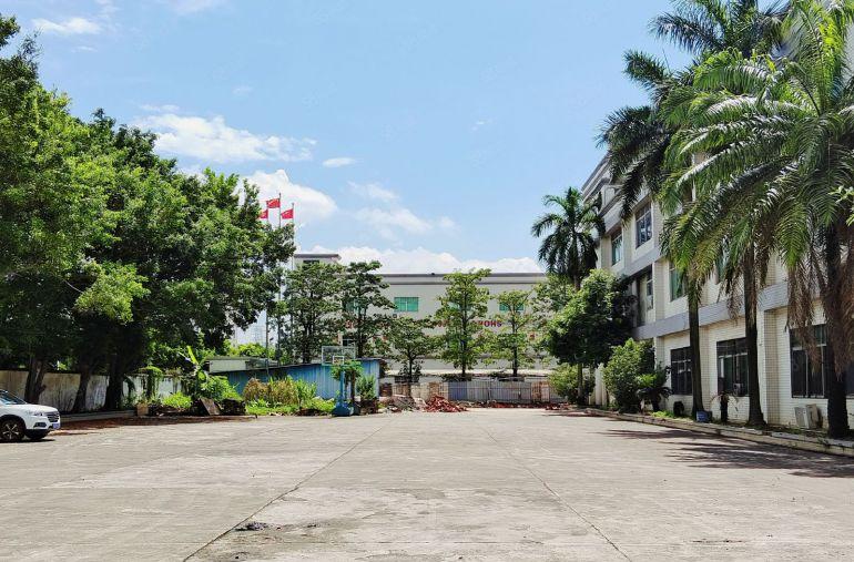东莞厚街园区厂房出租，园区空地大，厂房有现成装修，及租及生产