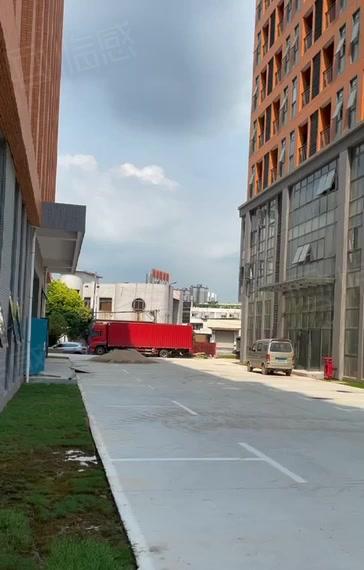 厚街实图全新独院楼上1730方4.0工业厂房出租合同十年