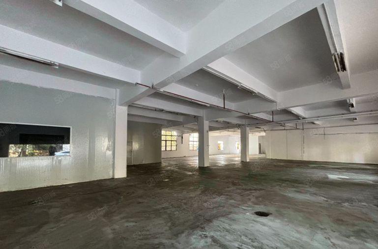 厚街三屯原房东带装修一楼厂房出租800方，水电齐全