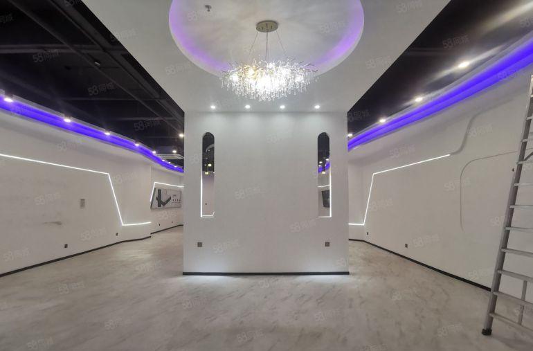 东莞厚街镇豪华装修厂房，免费送1000平露天，水电齐全。