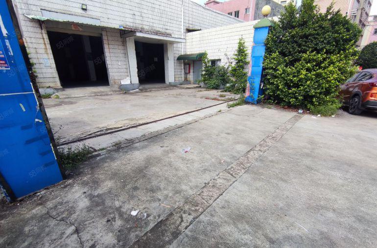 厚街镇新出厂房一层独院，1000平水电齐全厂房出租