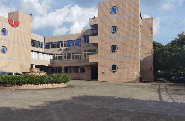 原房东独院1500平方 可做五金压铸注塑机械设备等行业